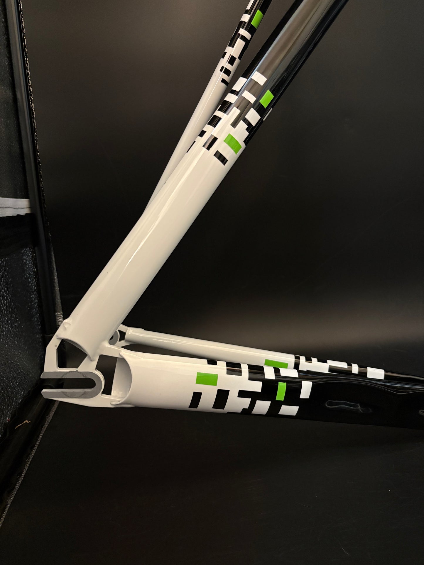 Weis Track Steel Frameset Black/White 58cm