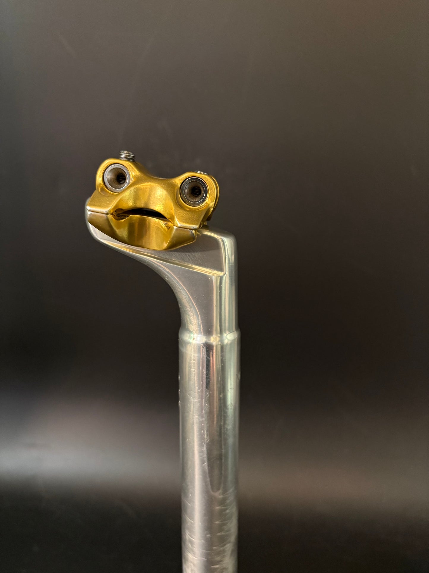 Nitto Jaguar Seatpost Silver/Gold 27.2 250mm