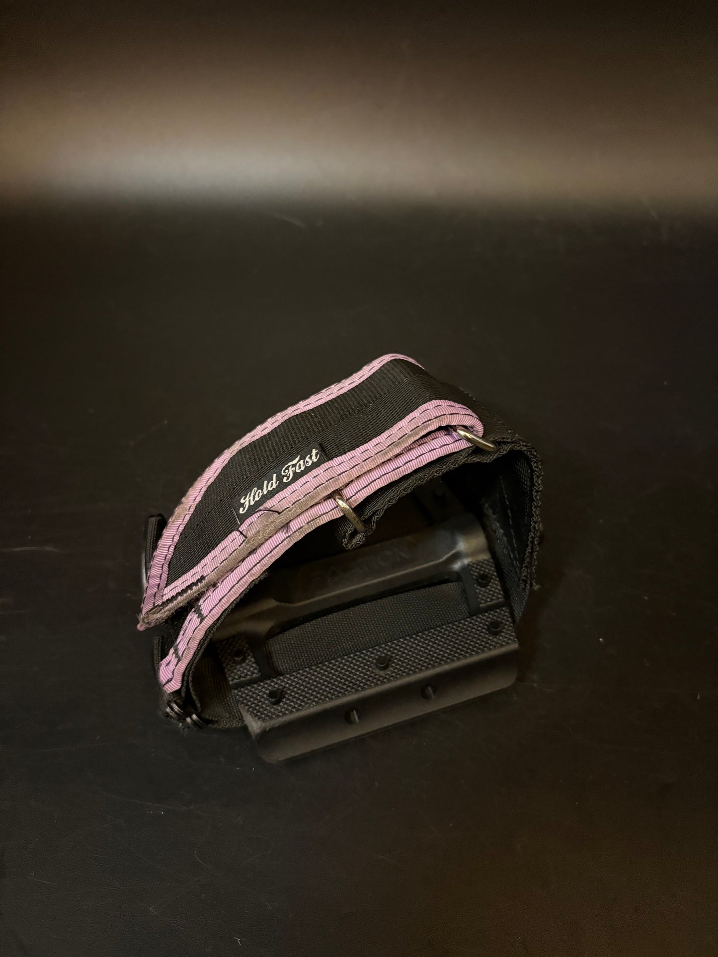 Fyxation Pedals / Hold Fast Straps Black + Purple Pedal Setup
