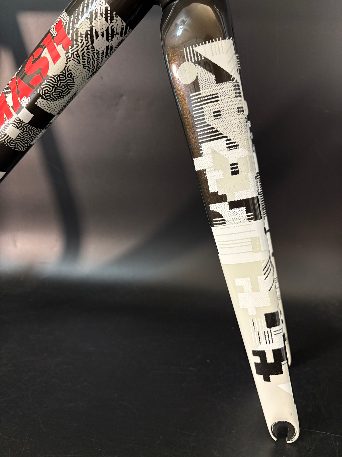 Mash AC-4 Prototype Frameset White/Black 54cm Medium