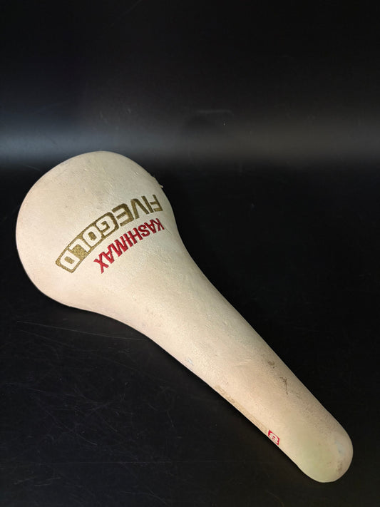 Kashimax Five Gold NJS Saddle White 30mm Rails