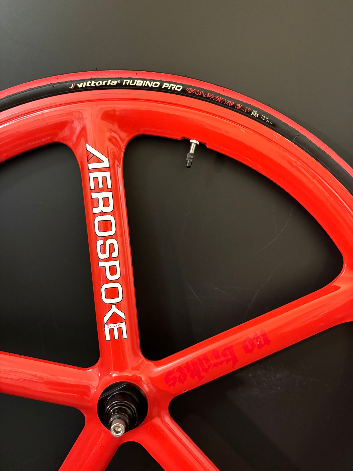 Aerospoke Clincher Front Wheel Red