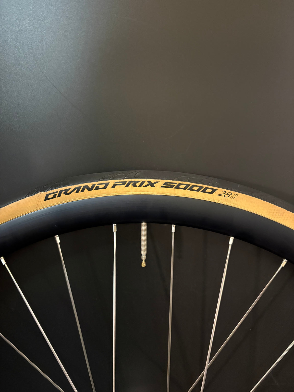 Velocity Aileron Black / Phil Wood LF Wheelset 32h
