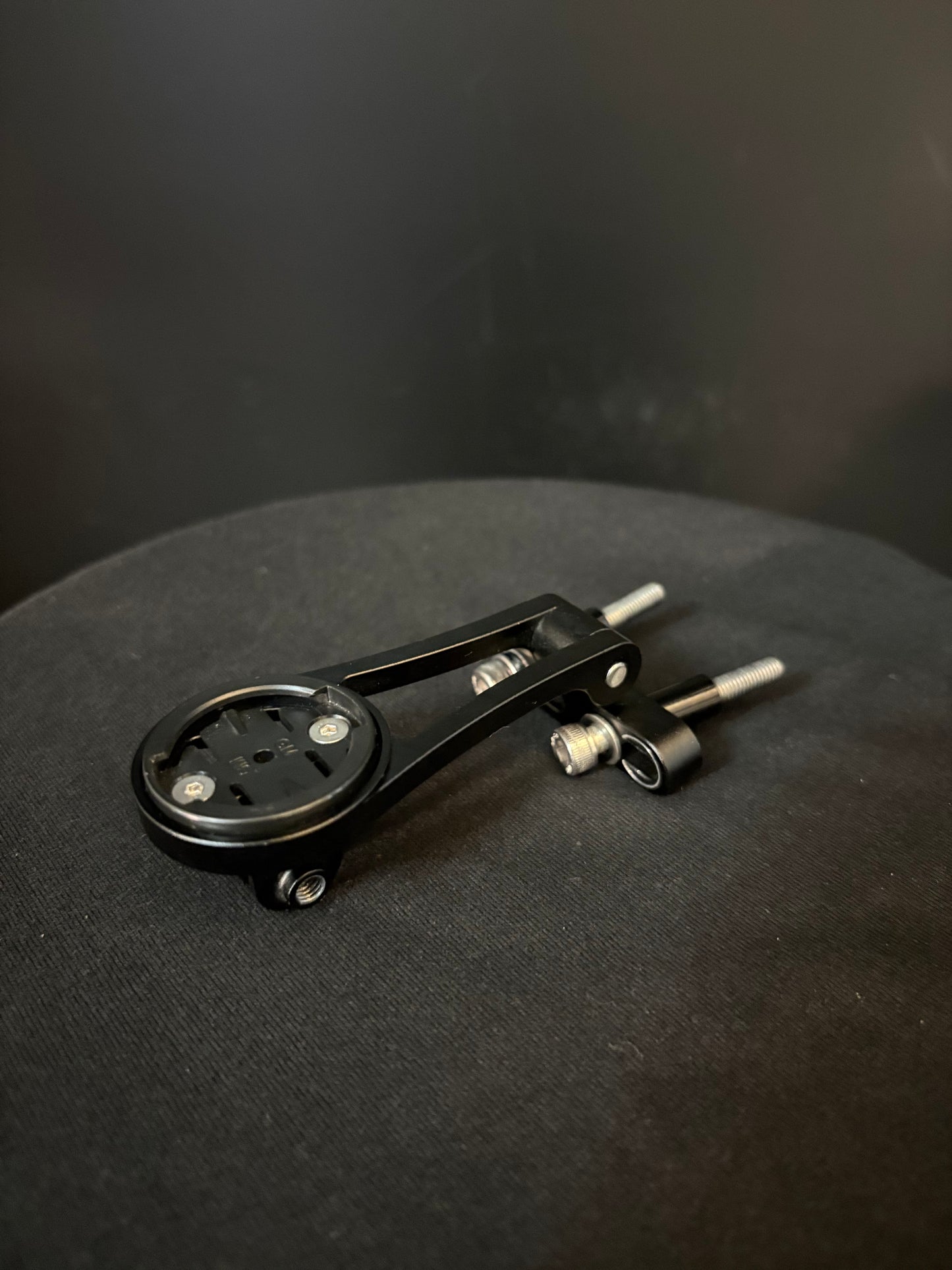 Kremorv Stem Faceplate Computer Mount