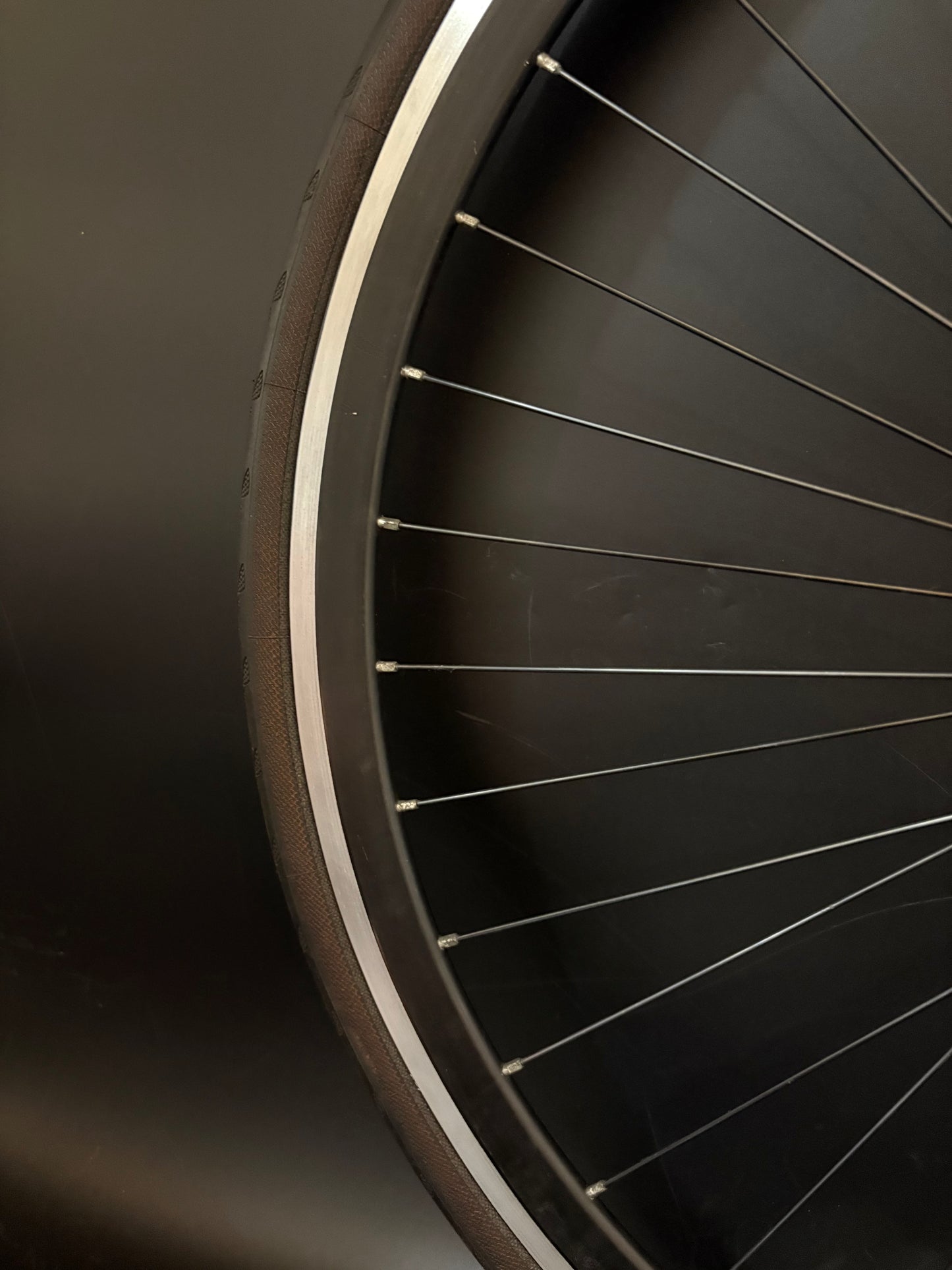 Deep V Machined Black / Surly Wheelset 36h