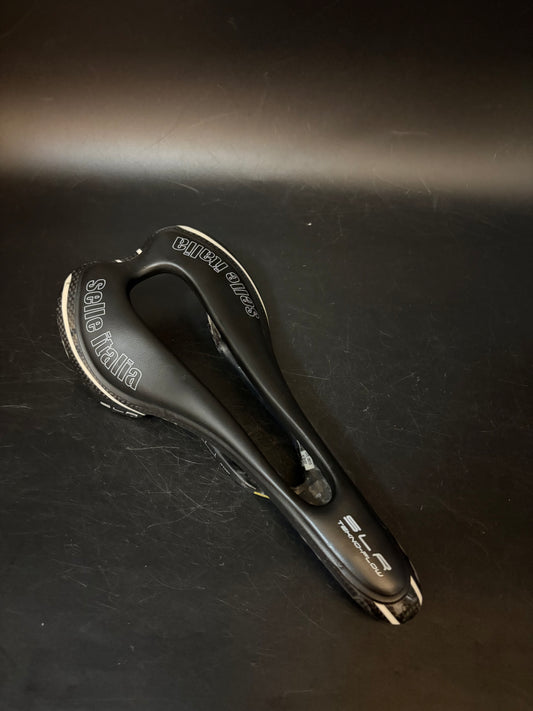 Selle Italia SLR Tekno Flow Saddle Carbon S3