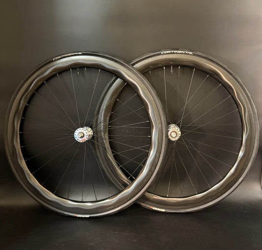 Light Bicycle AR454 Carbon Clincher / Phil Wood LF Wheelset 28h