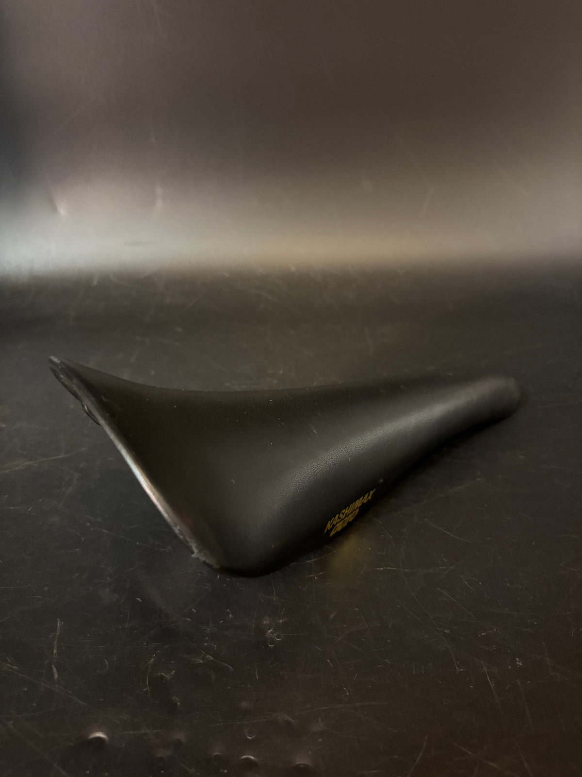 Kashimax Aero AX4A Saddle Black