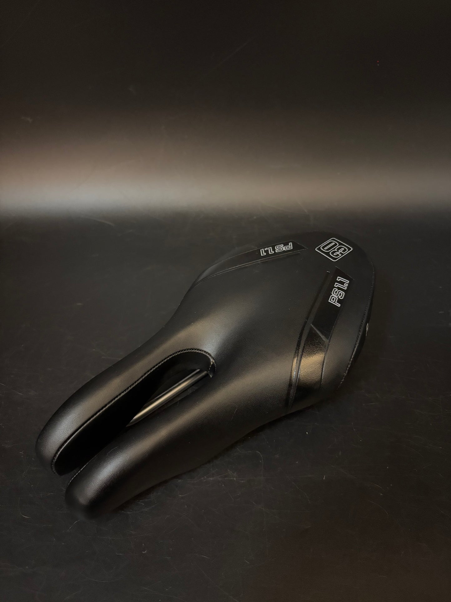 ISM PS 1.1 30 Saddle Black