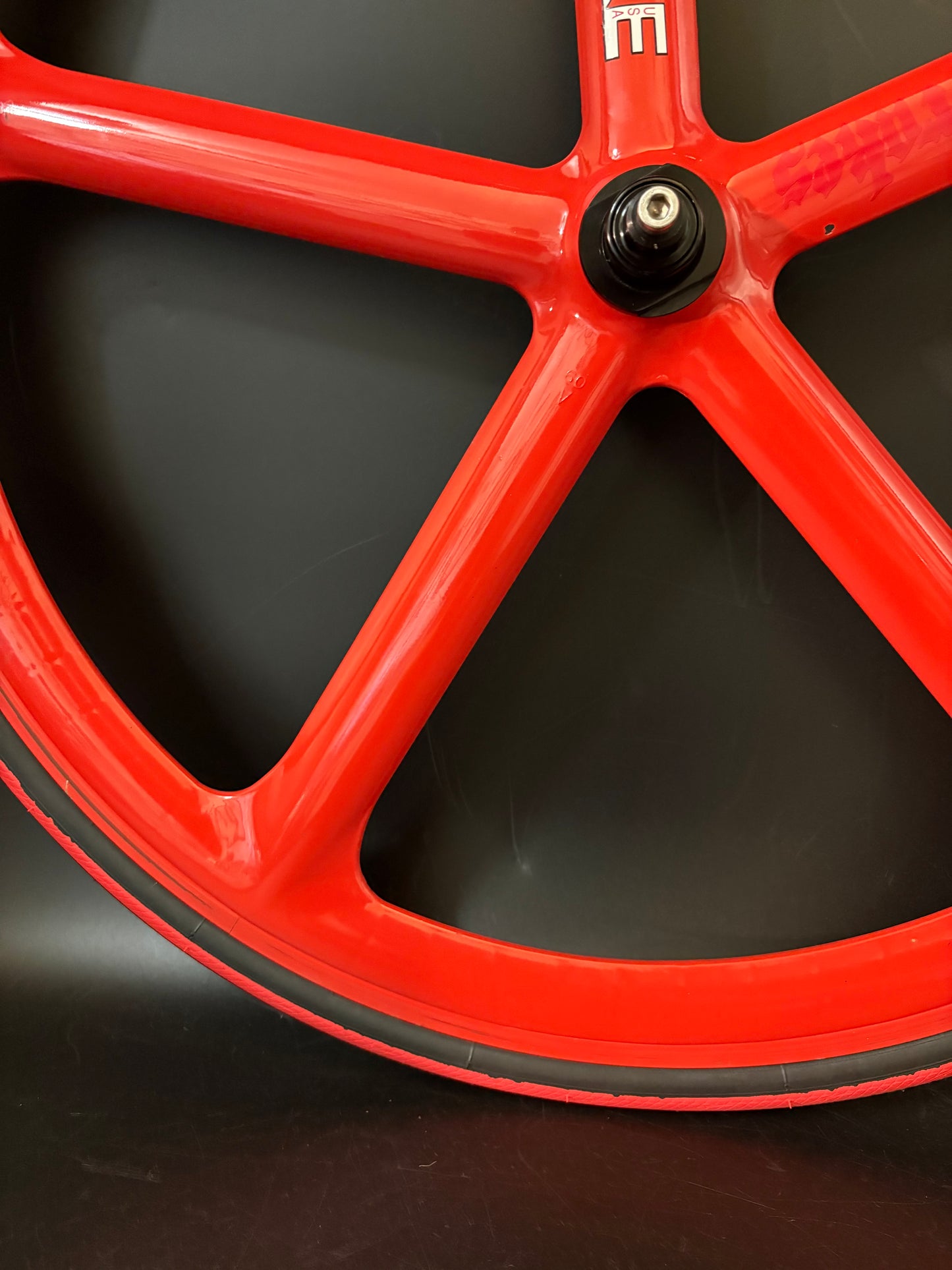 Aerospoke Clincher Front Wheel Red
