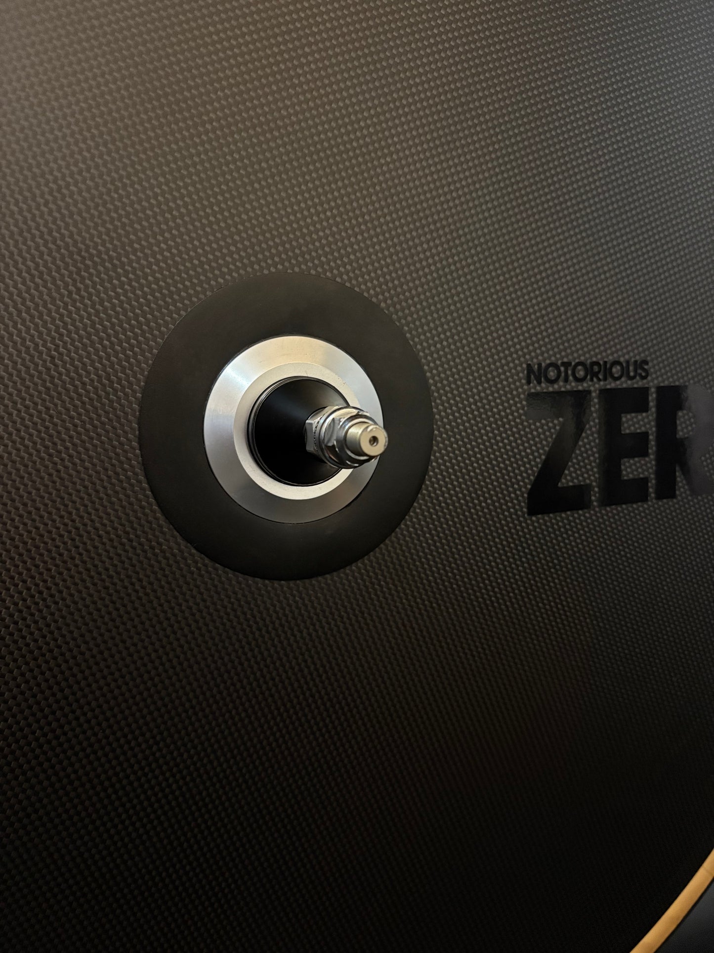 DAMAGED BLB Notorious Zero Carbon Clincher Disc Rear Wheel