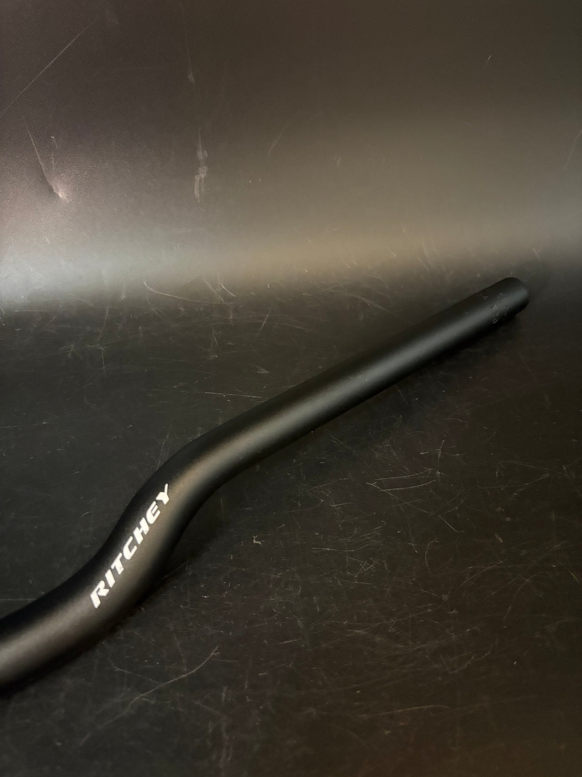 Ritchey Riser Handlebar Black 670mm 25.4