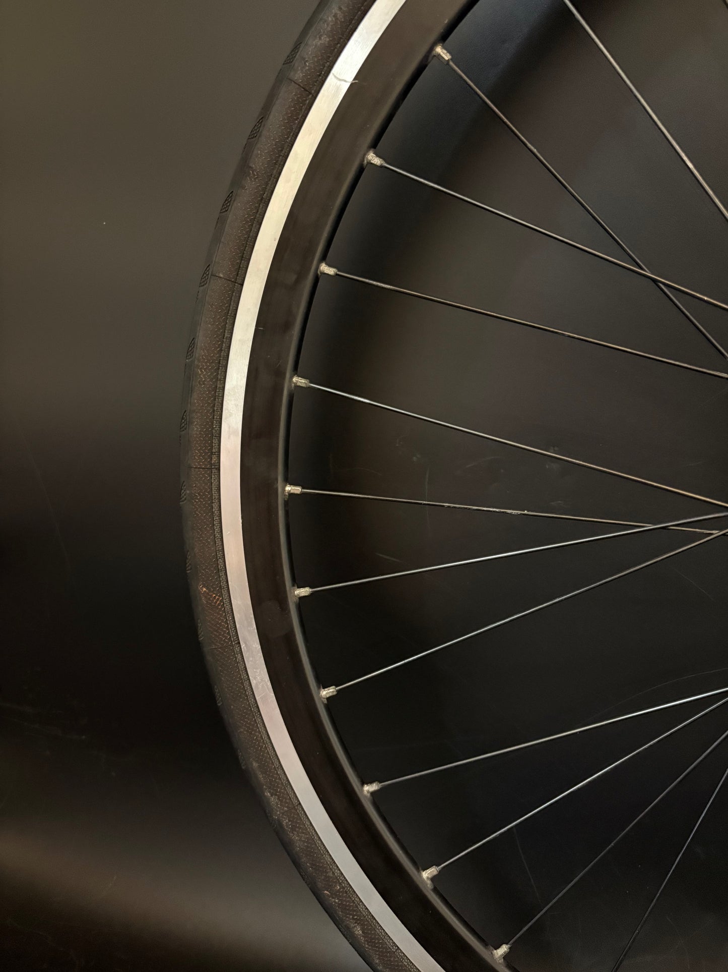 Deep V Machined Black / Surly Wheelset 36h