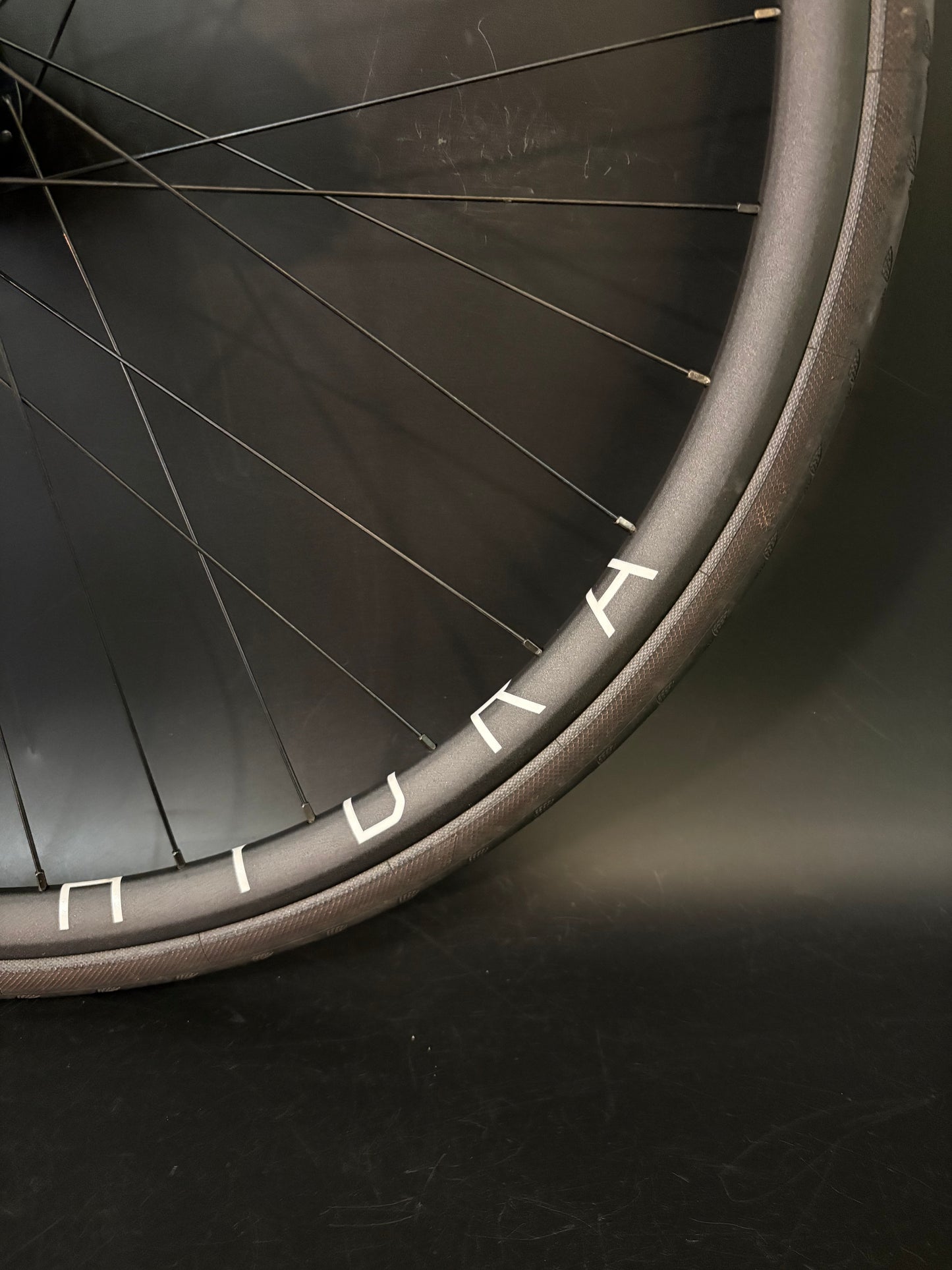 H Plus Son Hydra / Suzue Pro Max Wheelset Black 32h