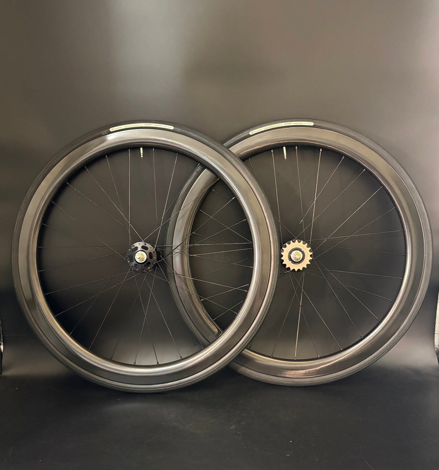Light Bicycle Falcon AR45 Carbon Clincher / White Industries Wheelset Black 28h