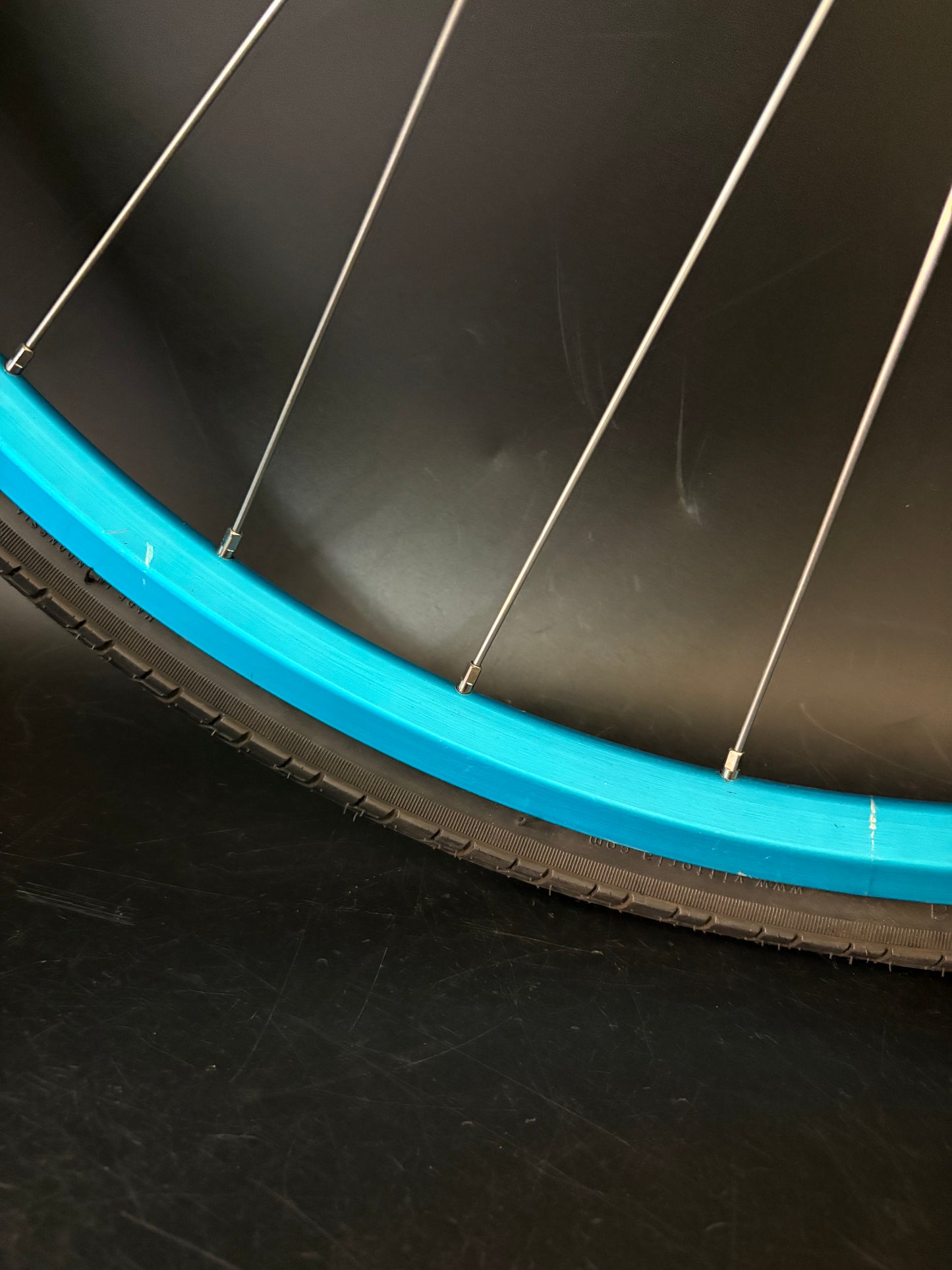 Velocity A23 Turquoise + Pink / Mash SF x Phil Wood Wheelset 28h