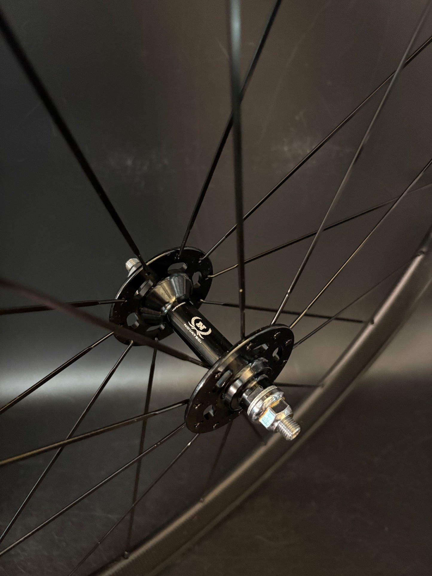 Unbranded 50mm/90mm Carbon Clincher / Novatec Wheelset 20/24h