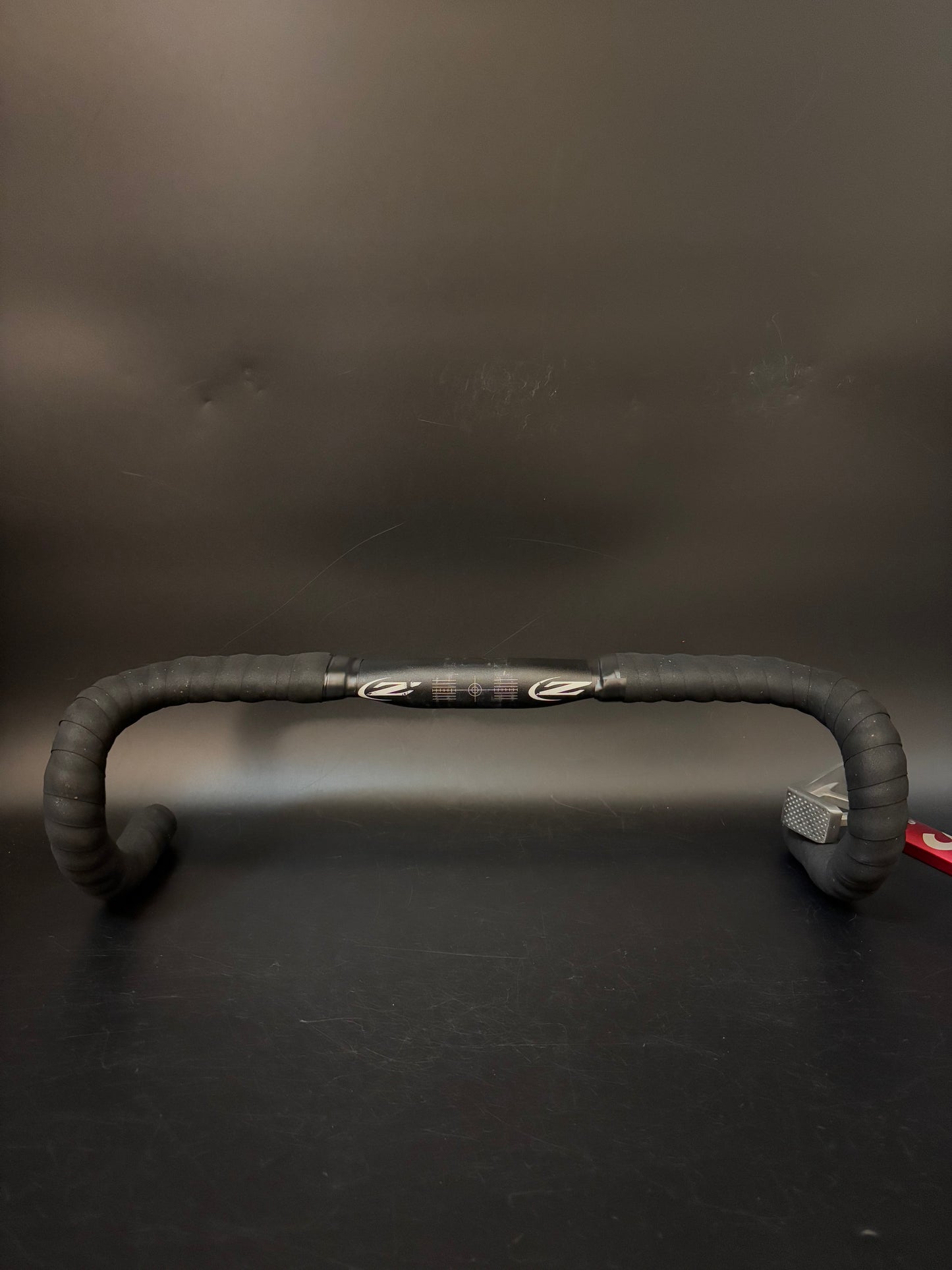 Zipp 70 Ergo Drop Handlebar Black 44cm 31.8