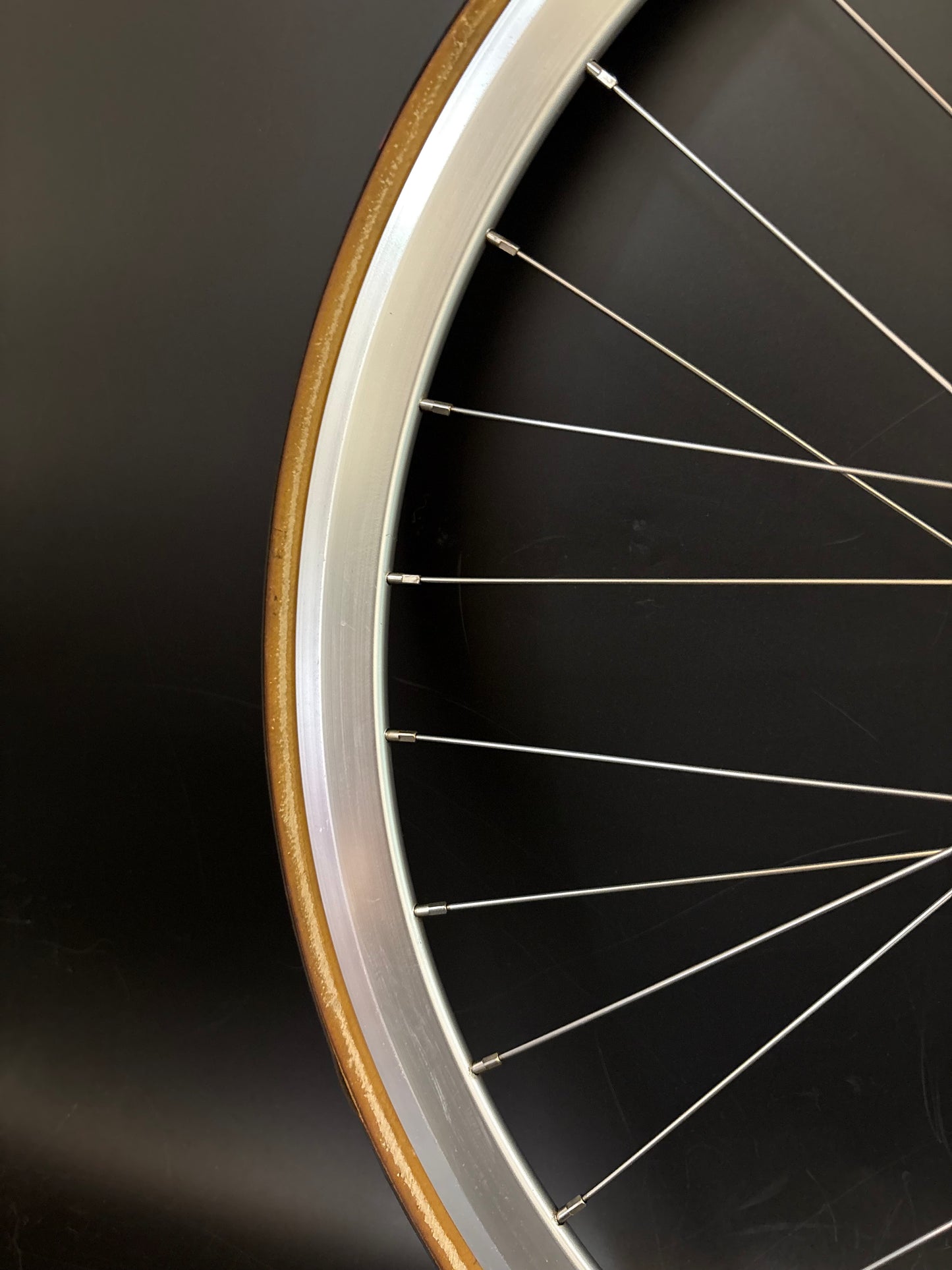 Velocity Deep V / Origin 8 Front Wheel Silver 32h