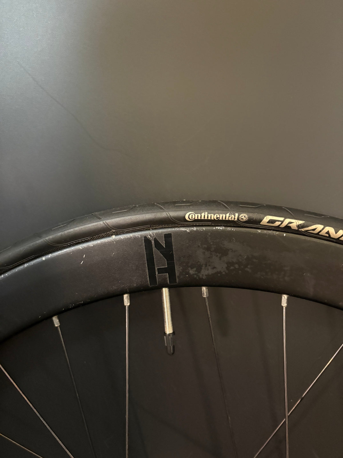 H Plus Son Formation Face Black / Chub Hub Wheelset 32h