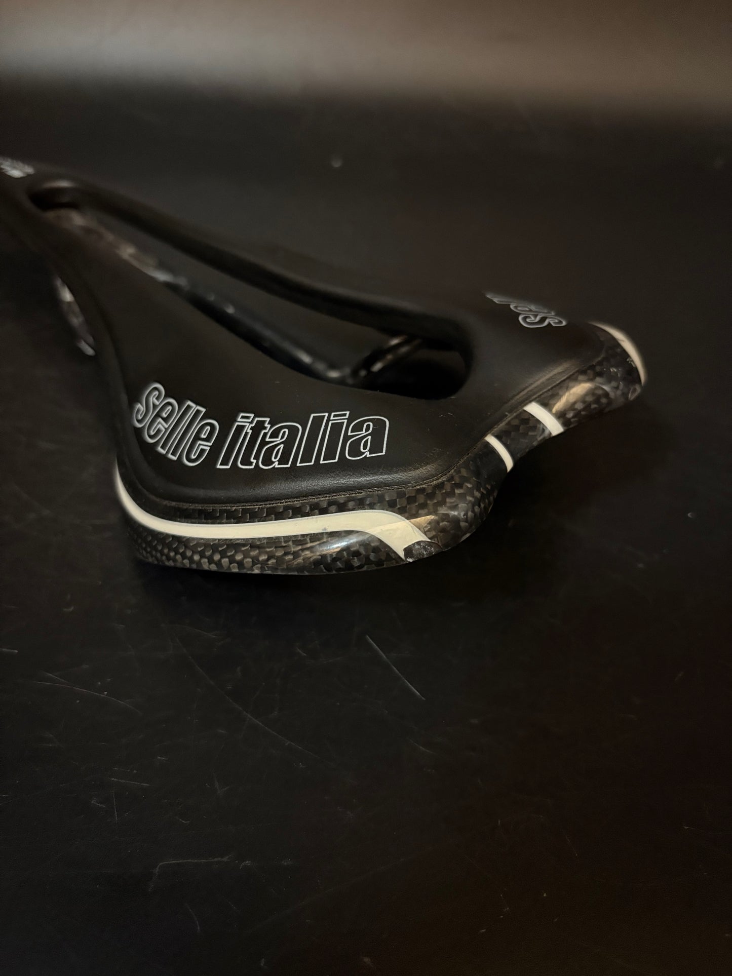 Selle Italia SLR Tekno Flow Saddle Carbon S3