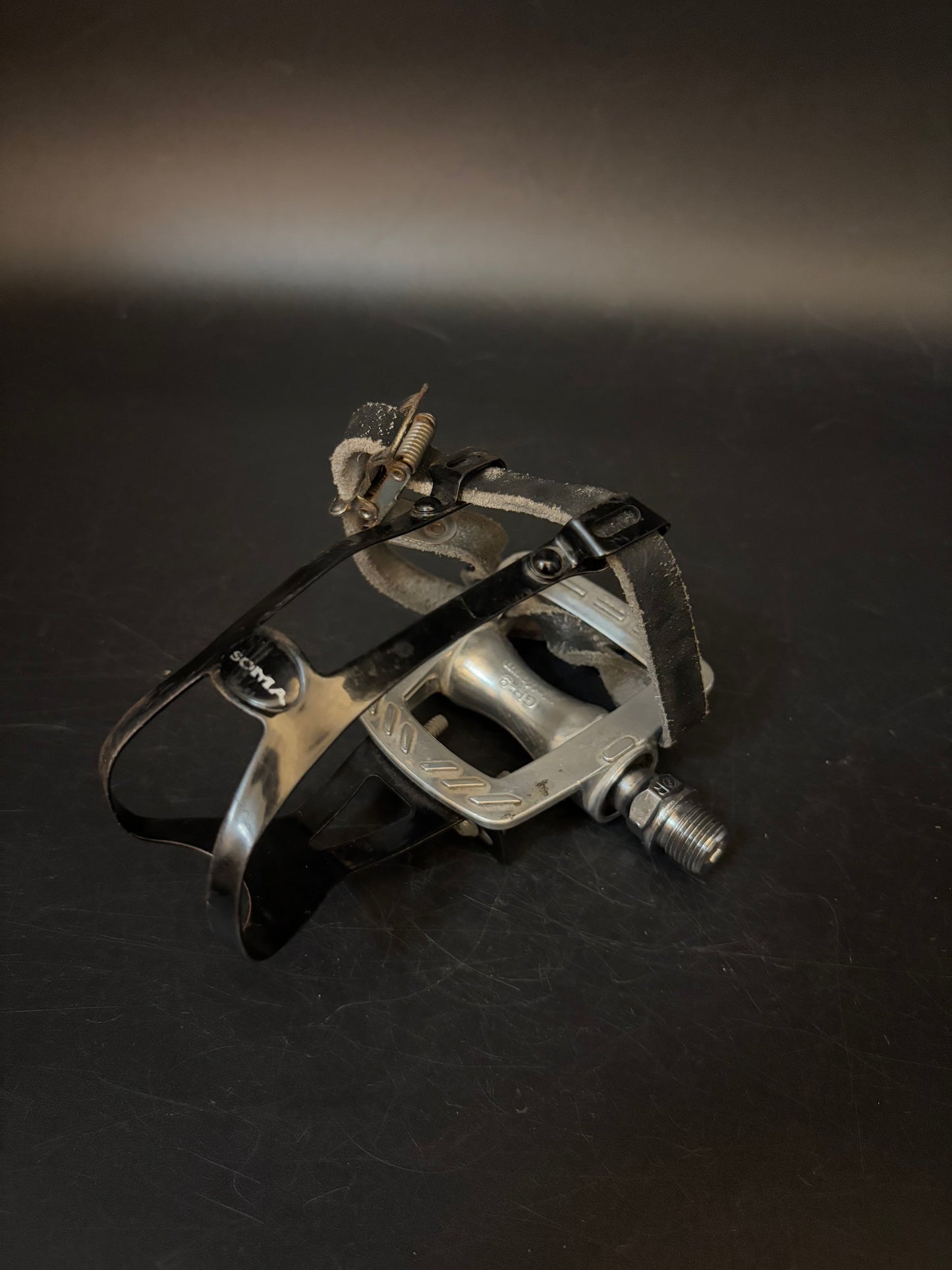 MKS GR9 / Single Straps Pedal Setup