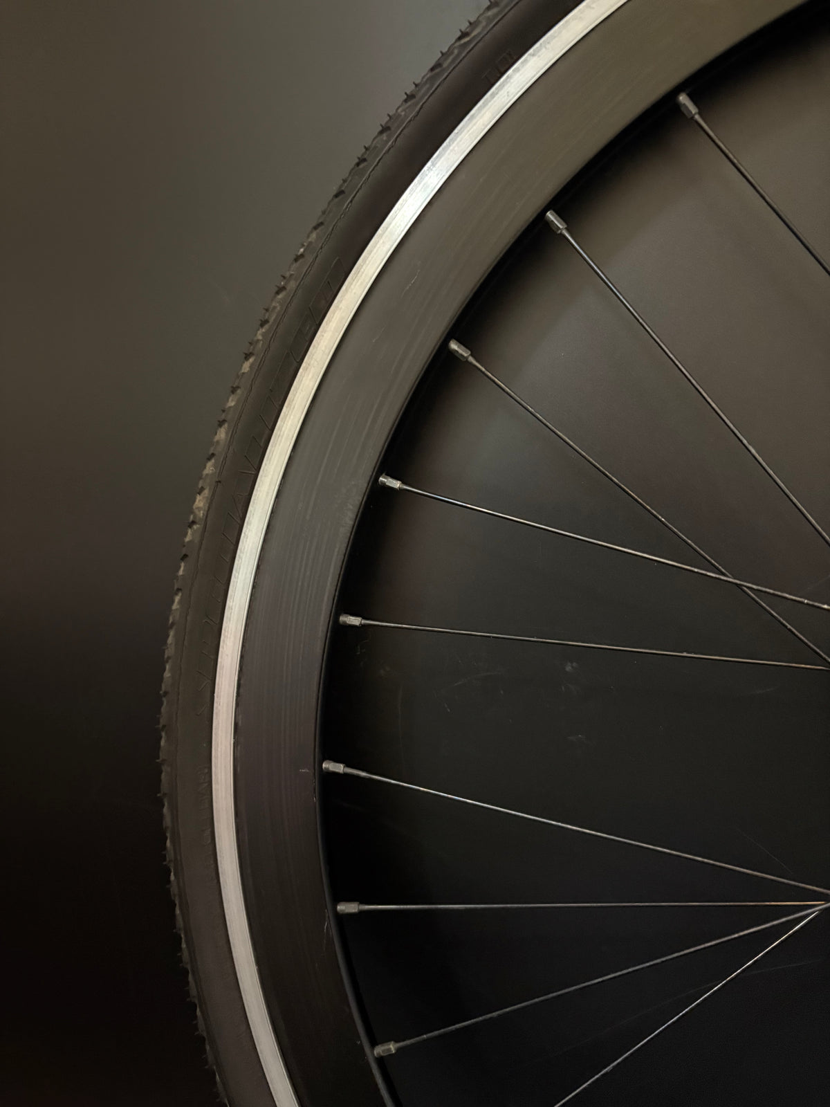 H Plus Son SL42 + Formation Face Black / Phil Wood HF Wheelset 32h