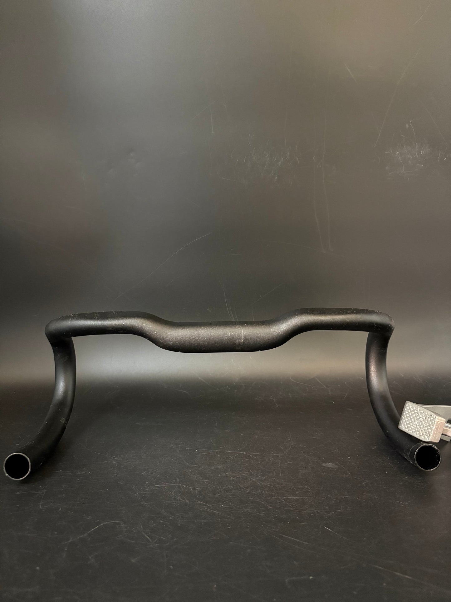 Specialized Hover Drop Handlebar Black 36cm 31.8