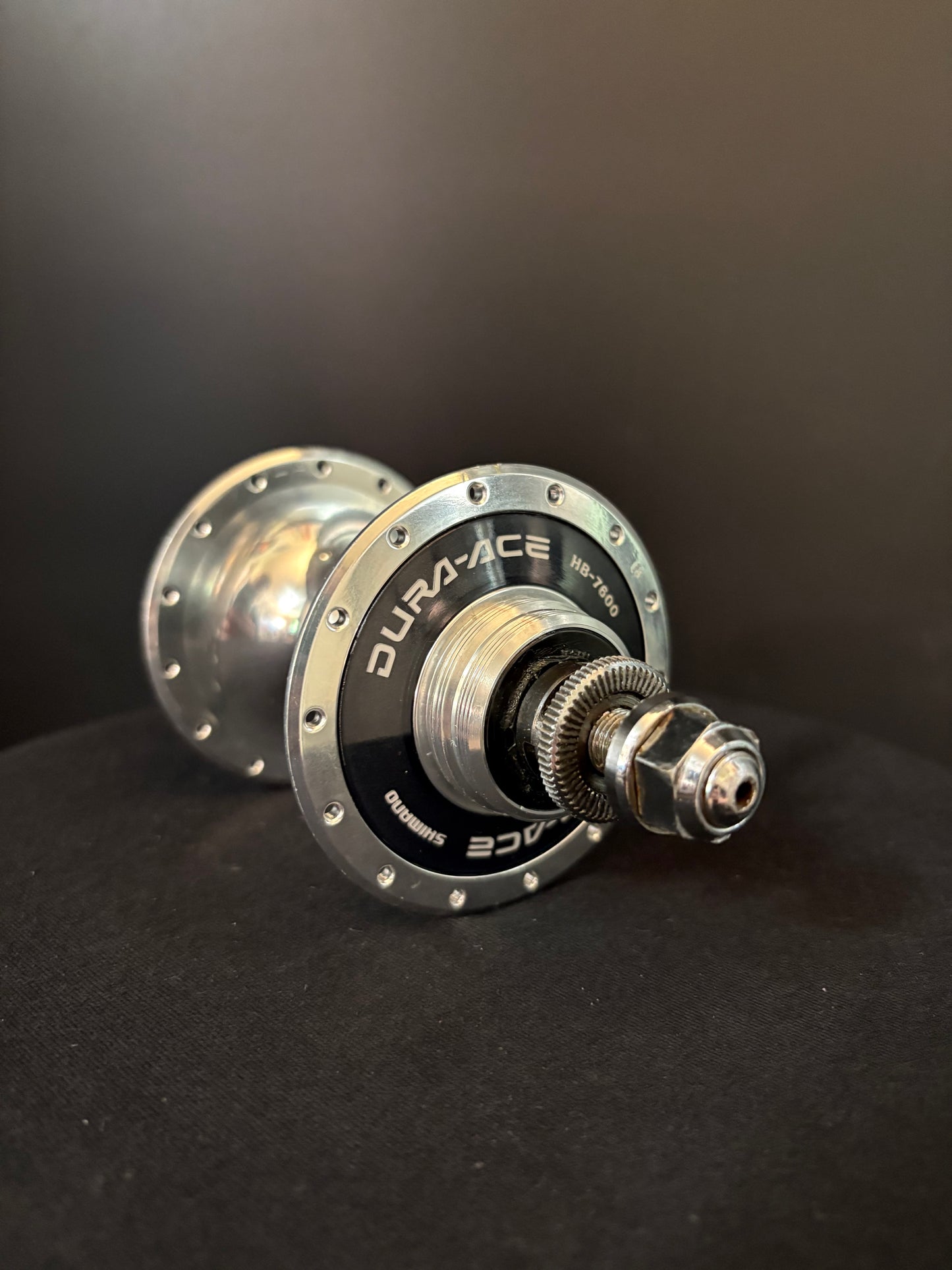 Dura Ace 7600 Rear Track Hub 28h Single Fixed FOR PARTS