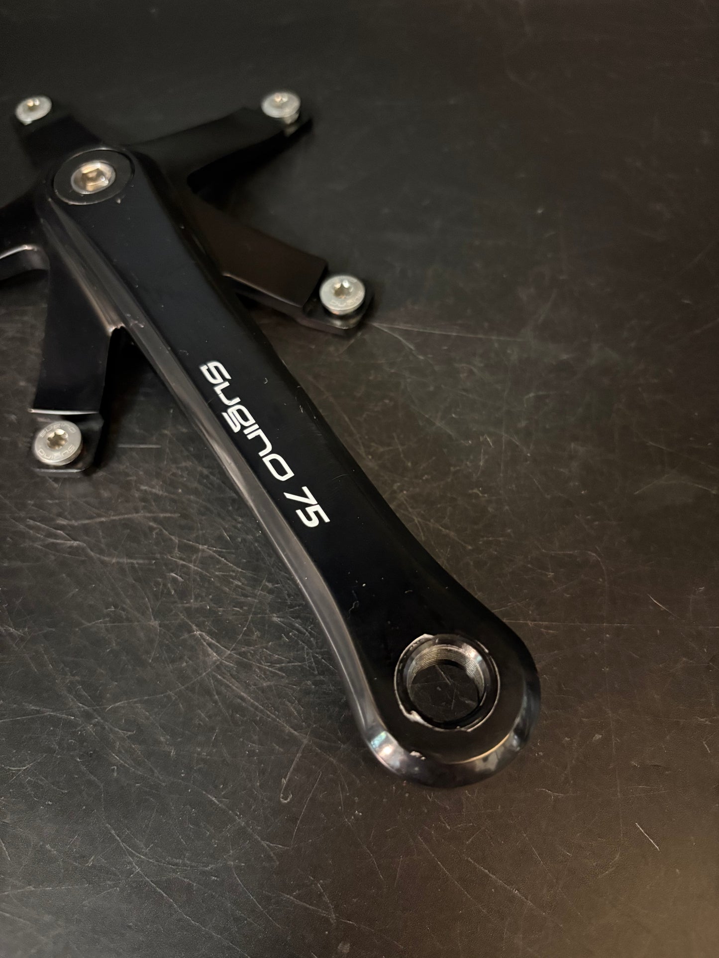Sugino 75 Cranks Black 165mm
