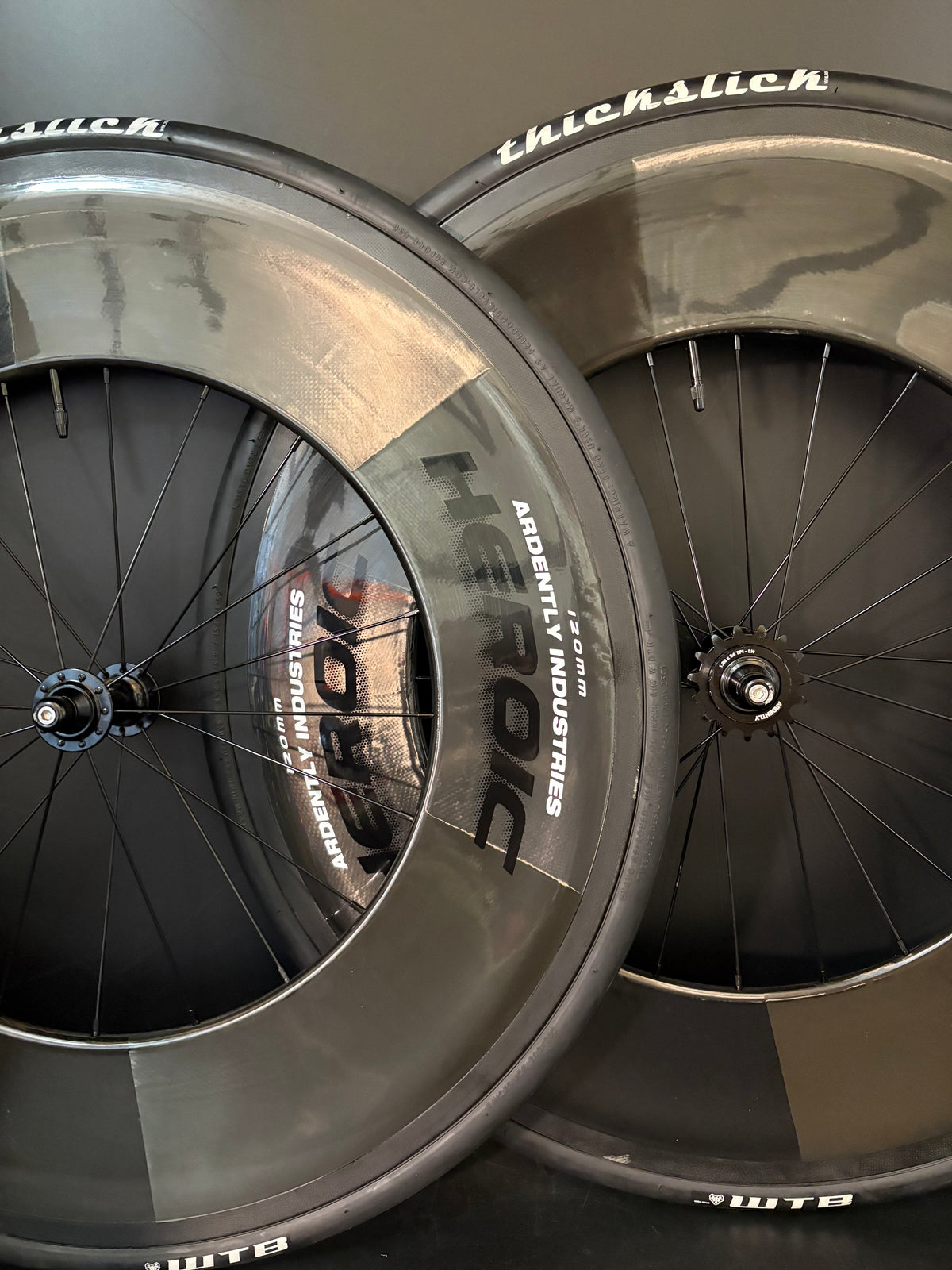 Ardently Heroic Wheelset 120mm Carbon Clincher 20/24h