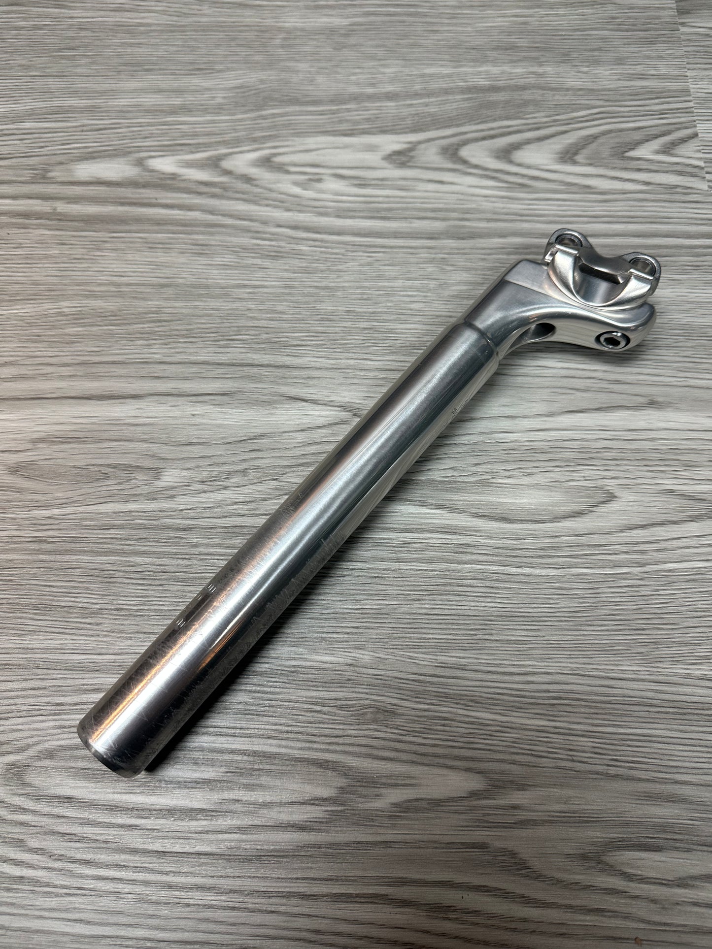 Nitto Jag NJS w30 Seatpost Silver 27.2 Track Lab