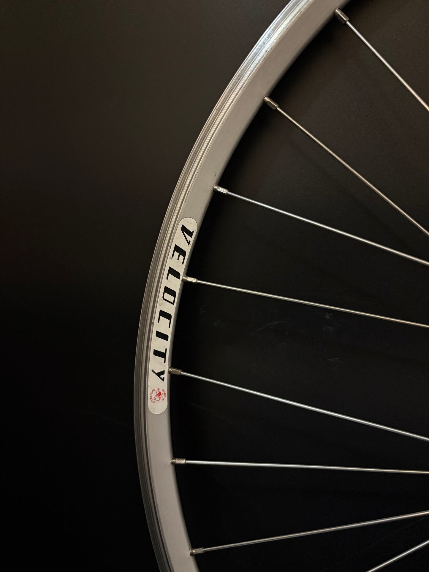 Velocity A23 Silver / Phil Wood Wheelset 32h