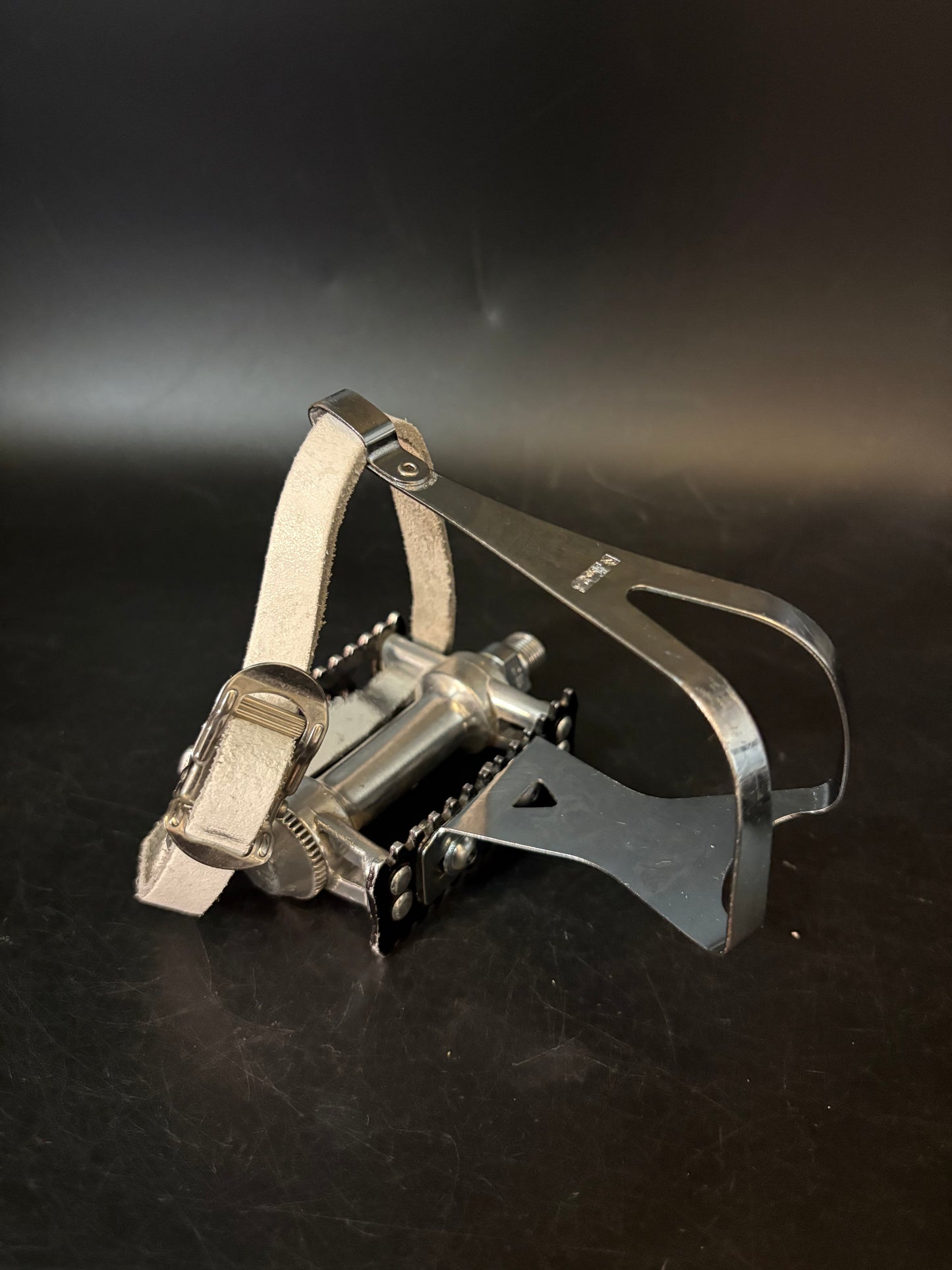 MKS Stream / MKS Leather Single Straps Pedal Setup White