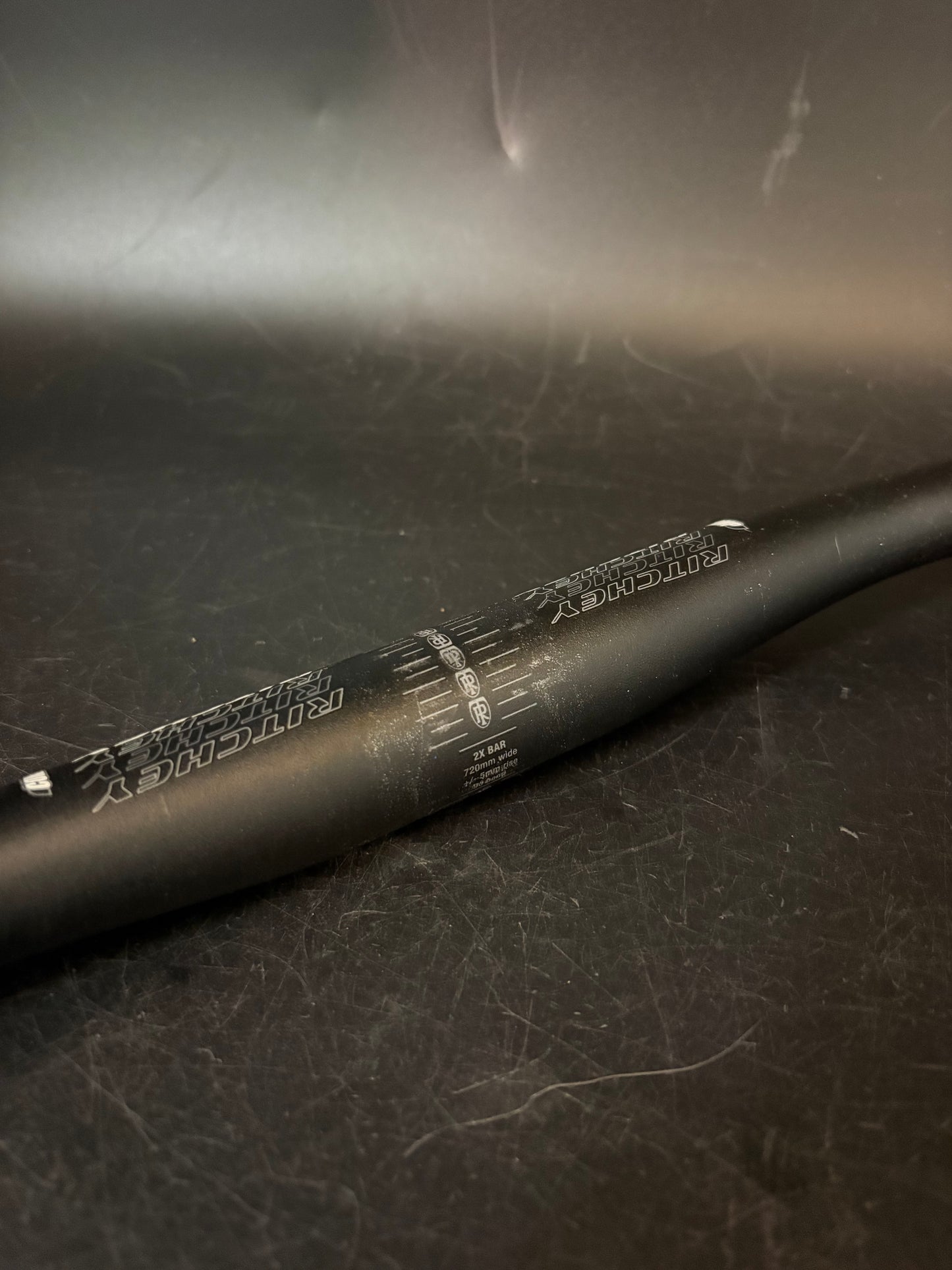 Ritchey Comp Flat Handlebar Black 610mm 31.8