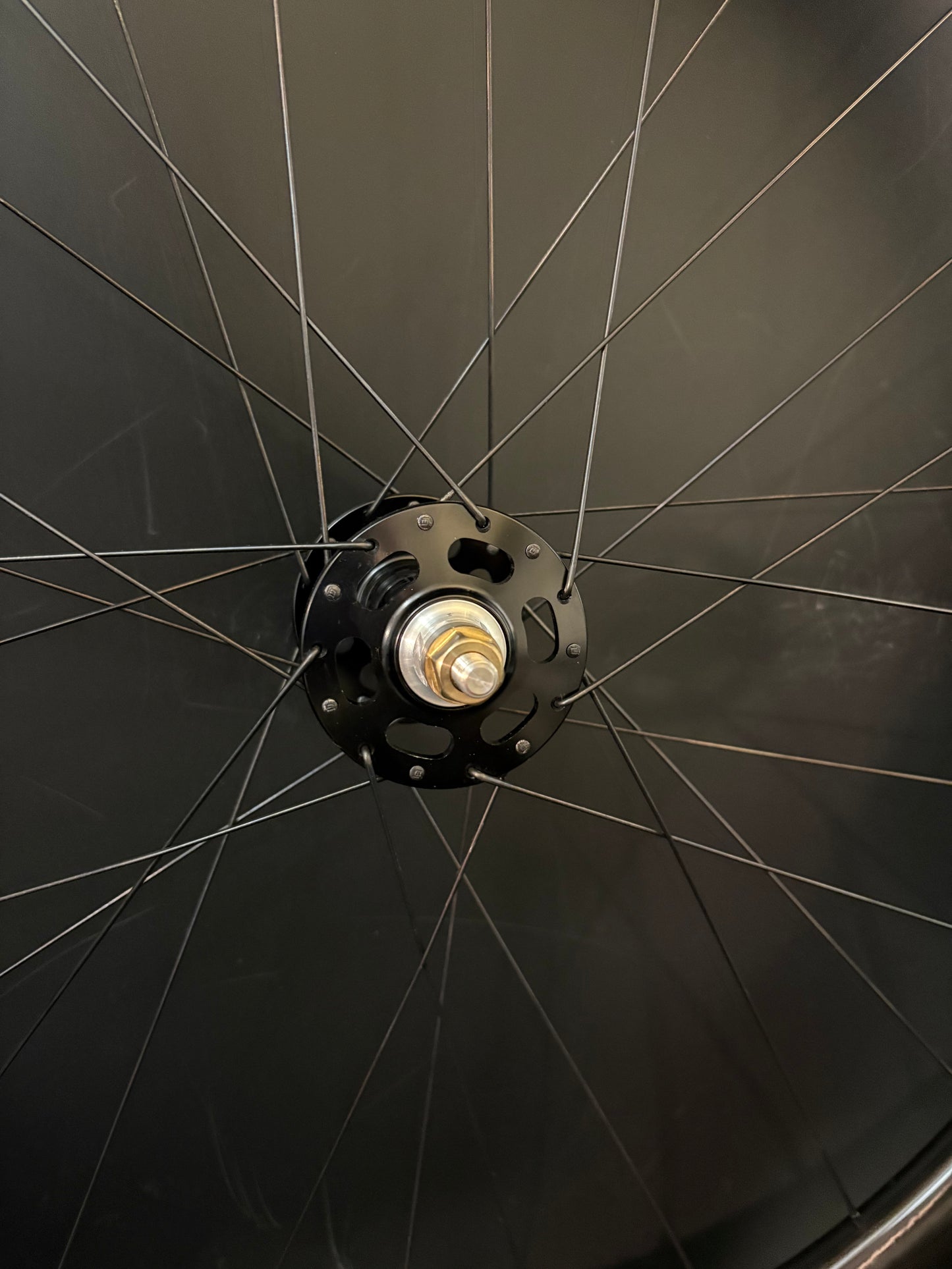 Light Bicycle Falcon AR45 Carbon Clincher / White Industries Wheelset Black 28h