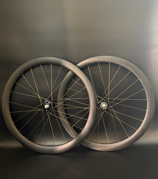 Light Bicycle Falcon Pro AR46 Carbon / Paul Hubs Black Wheelset 24h