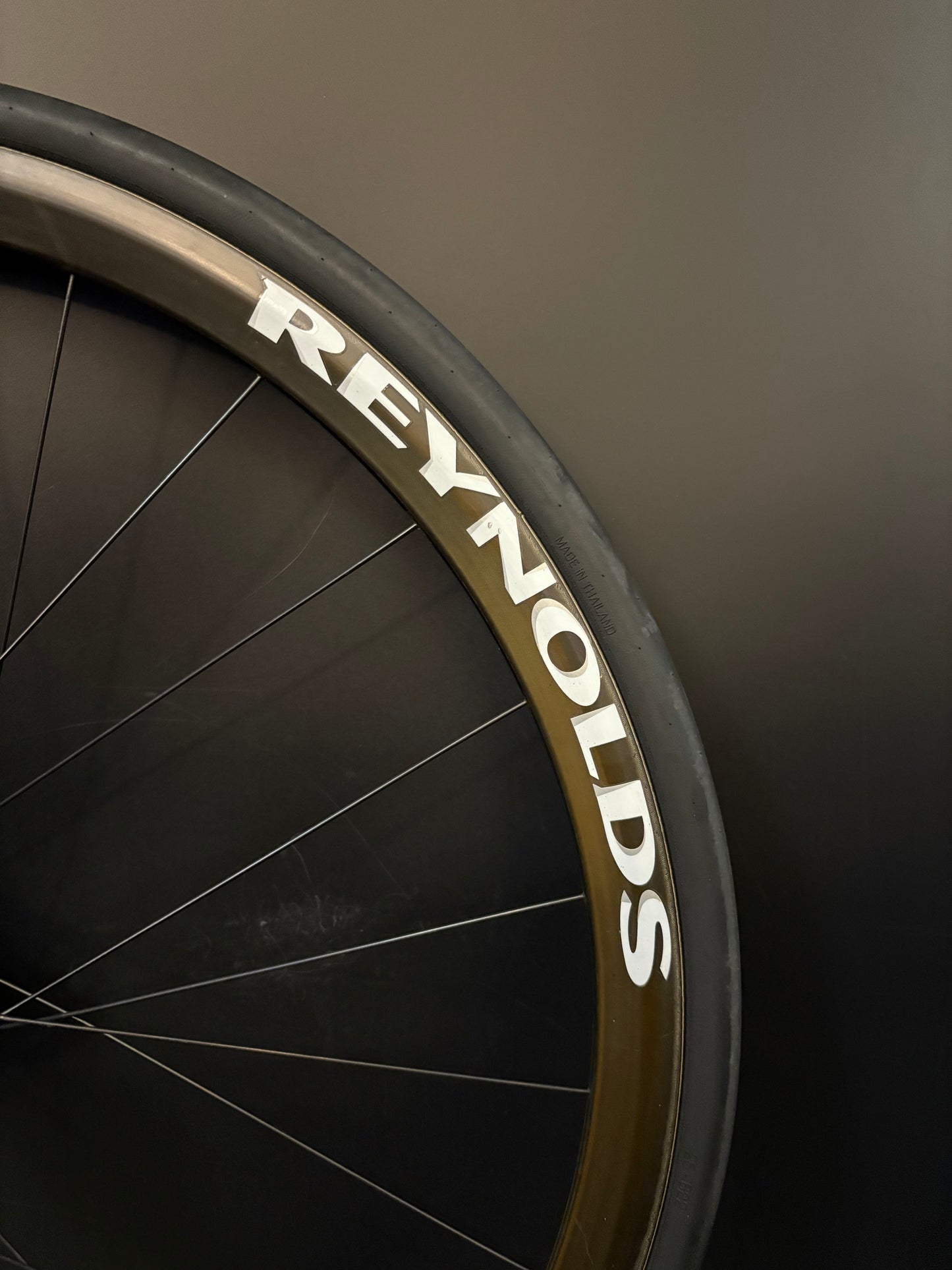 Reynolds Assault 35mm Carbon Clincher Wheelset 20/24h