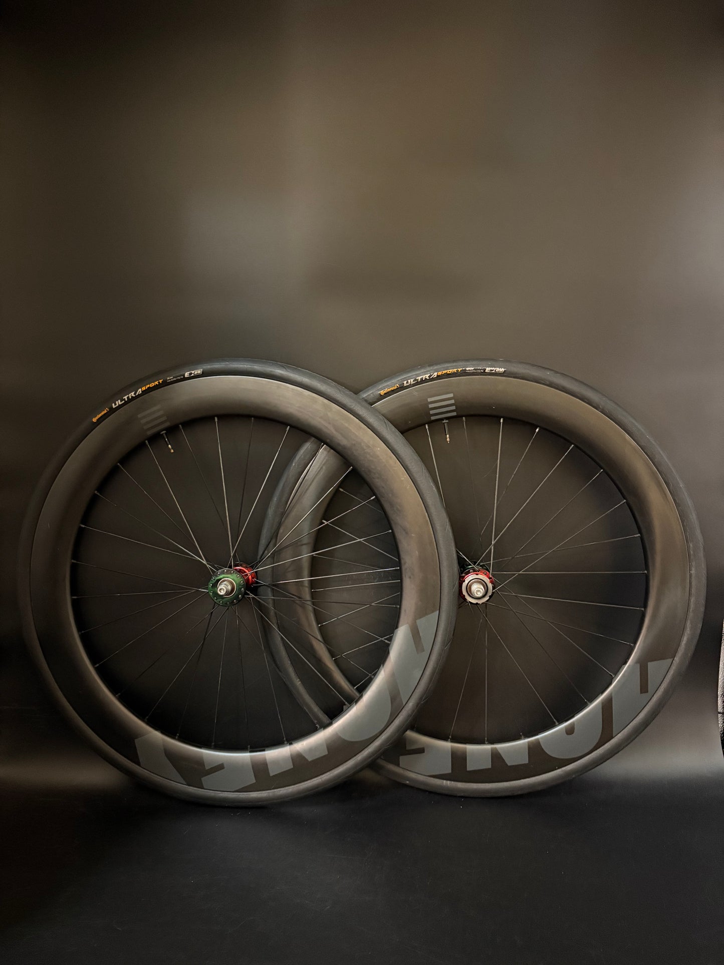 Honey Wheel Co Carbon Clincher 60mm / Phil Wood x Mash SF Rasta LF Wheelset 28h