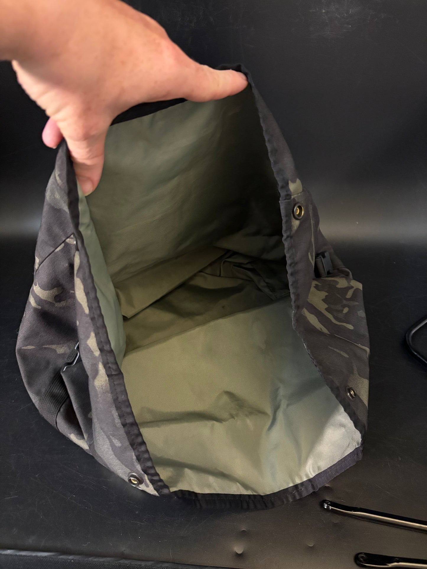 Mash SF Rack Black + ILE Mash Rack Bag Camo