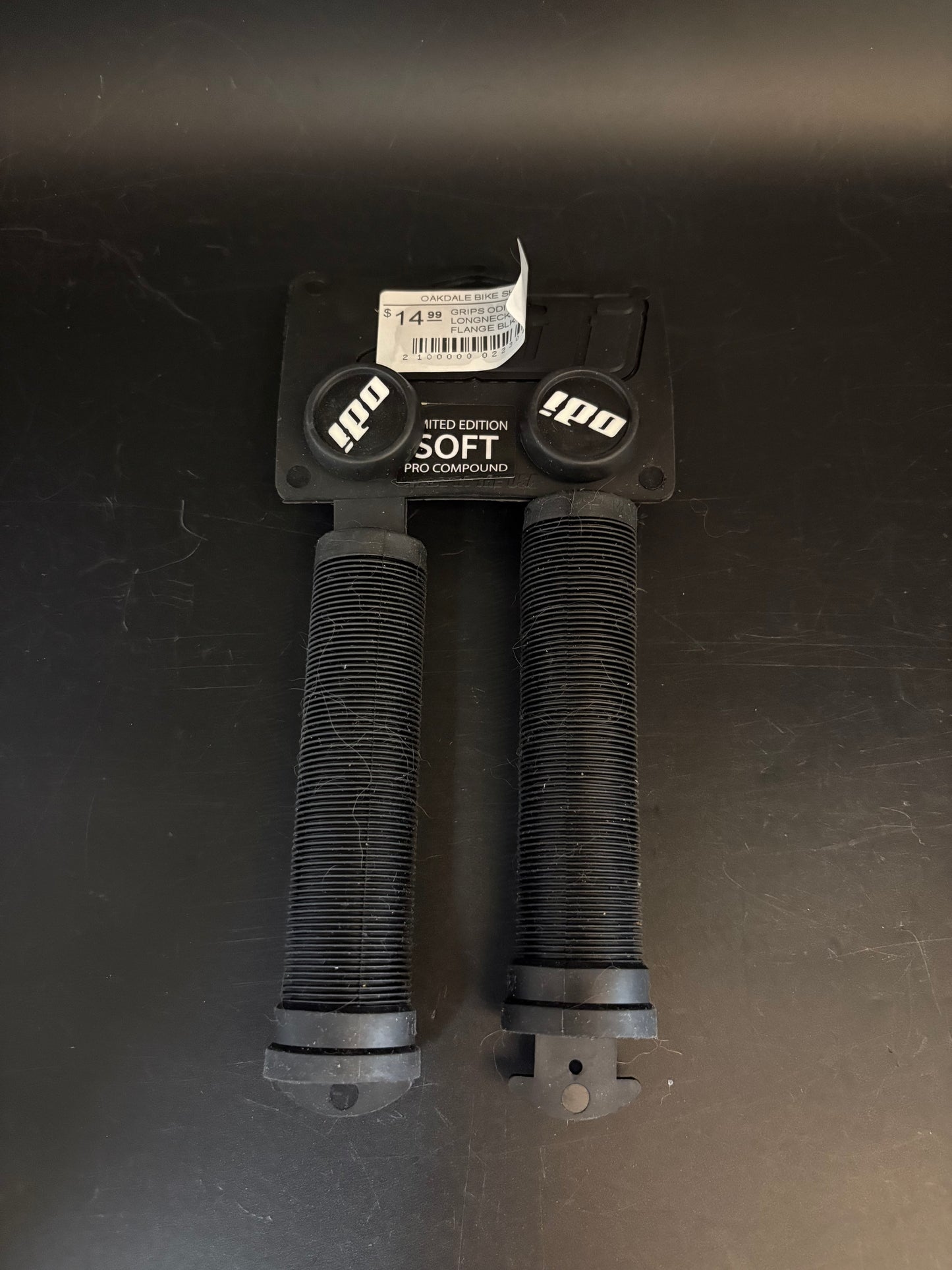 NEW ODI Grips Black