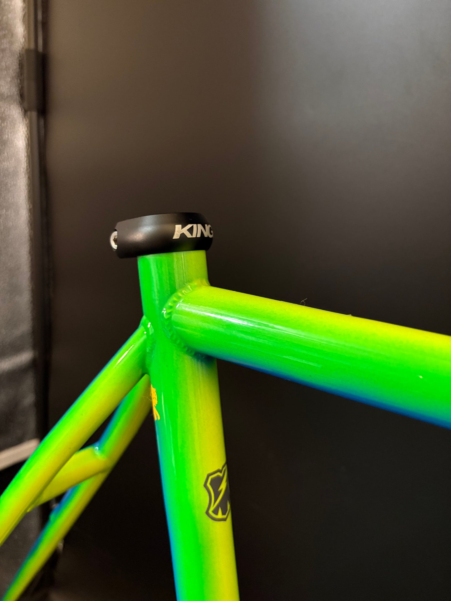 Mash Steel Frameset Neon Blue/Green Fade 53cm S