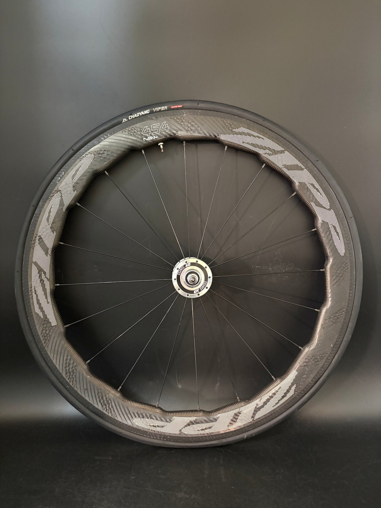 Zipp 454 NSW Carbon Clincher / DT Swiss Wheelset 20/24h
