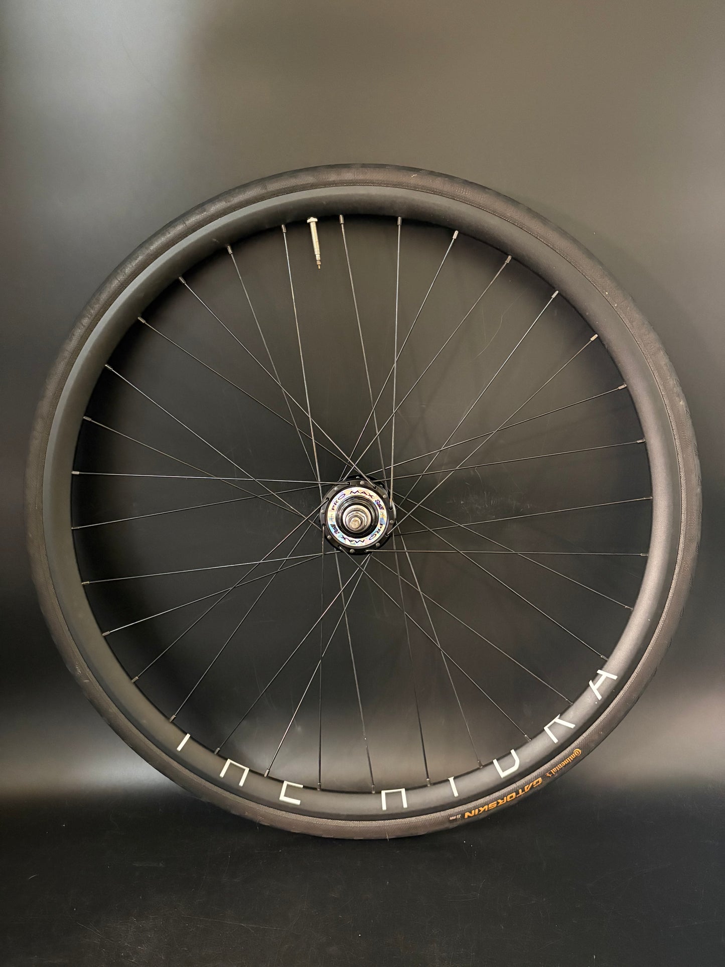 H Plus Son Hydra / Suzue Pro Max Wheelset Black 32h
