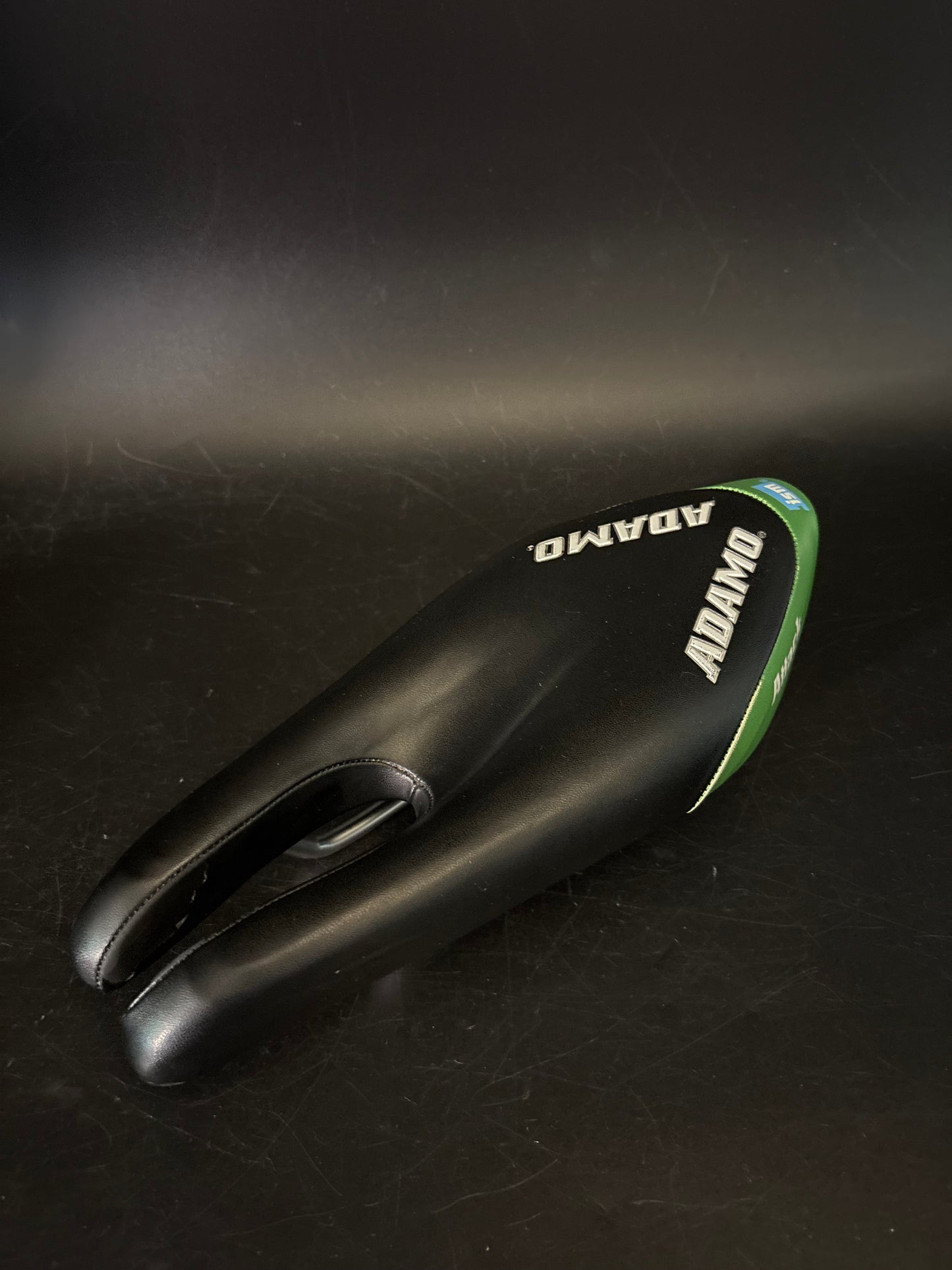ISM Adamo Attack Saddle Black/Green