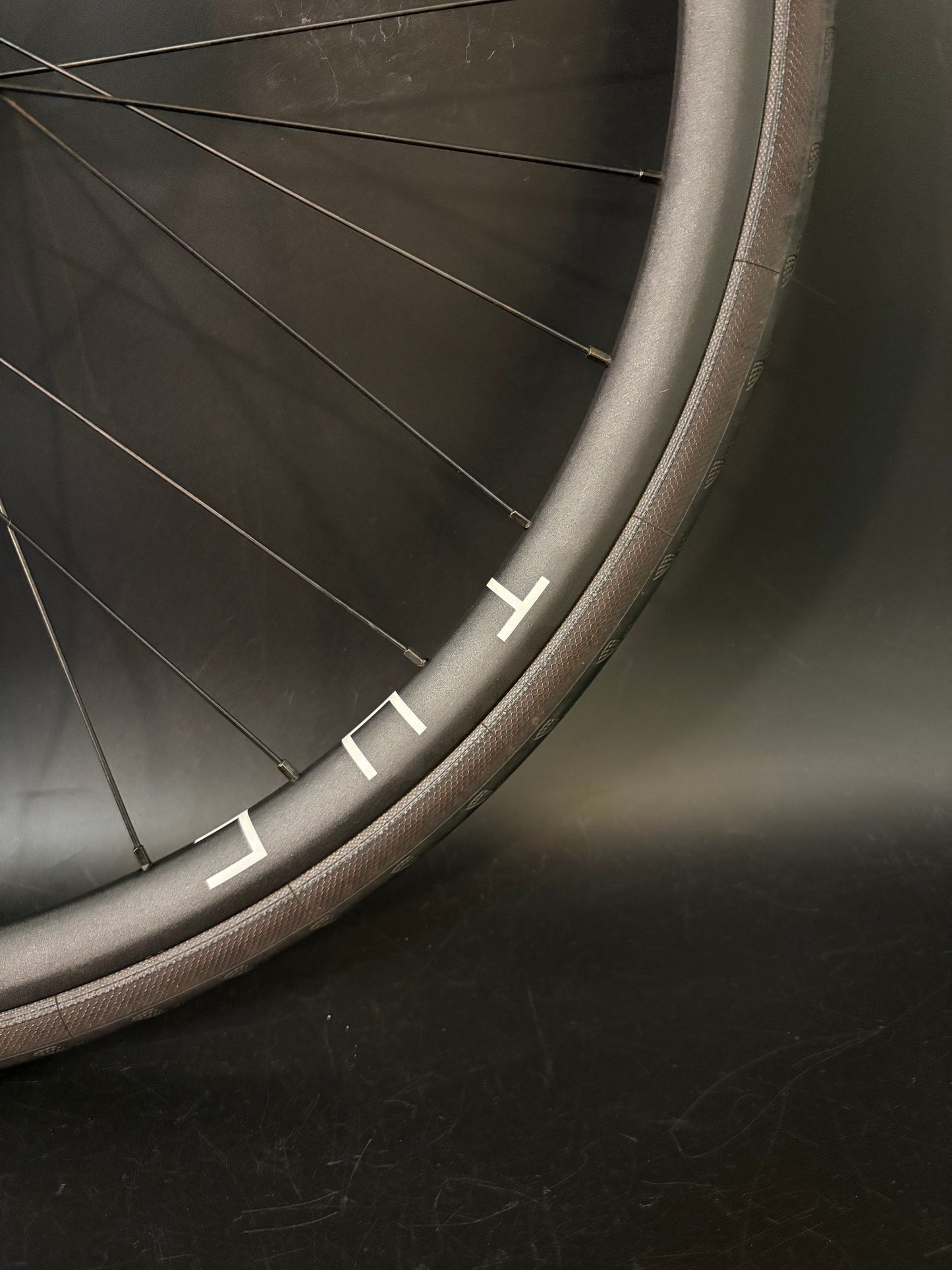 H Plus Son Hydra / Suzue Pro Max Wheelset Black 32h