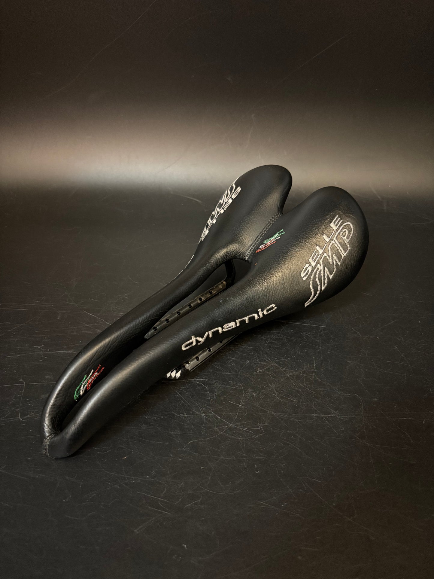 Selle SMP Dynamic Saddle Carbon