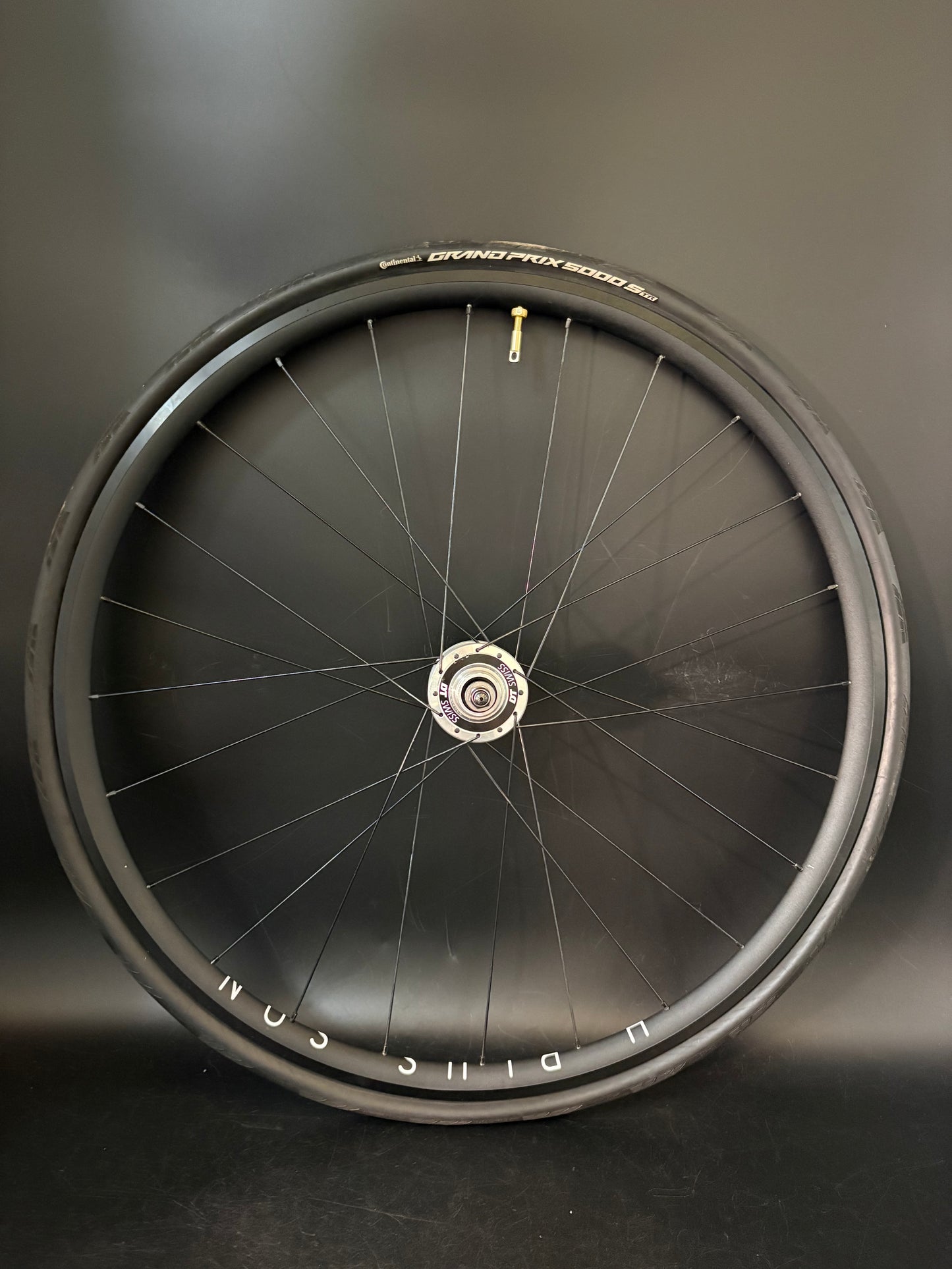 H Plus Son Archetype / DT Swiss Wheelset Black 20/24h