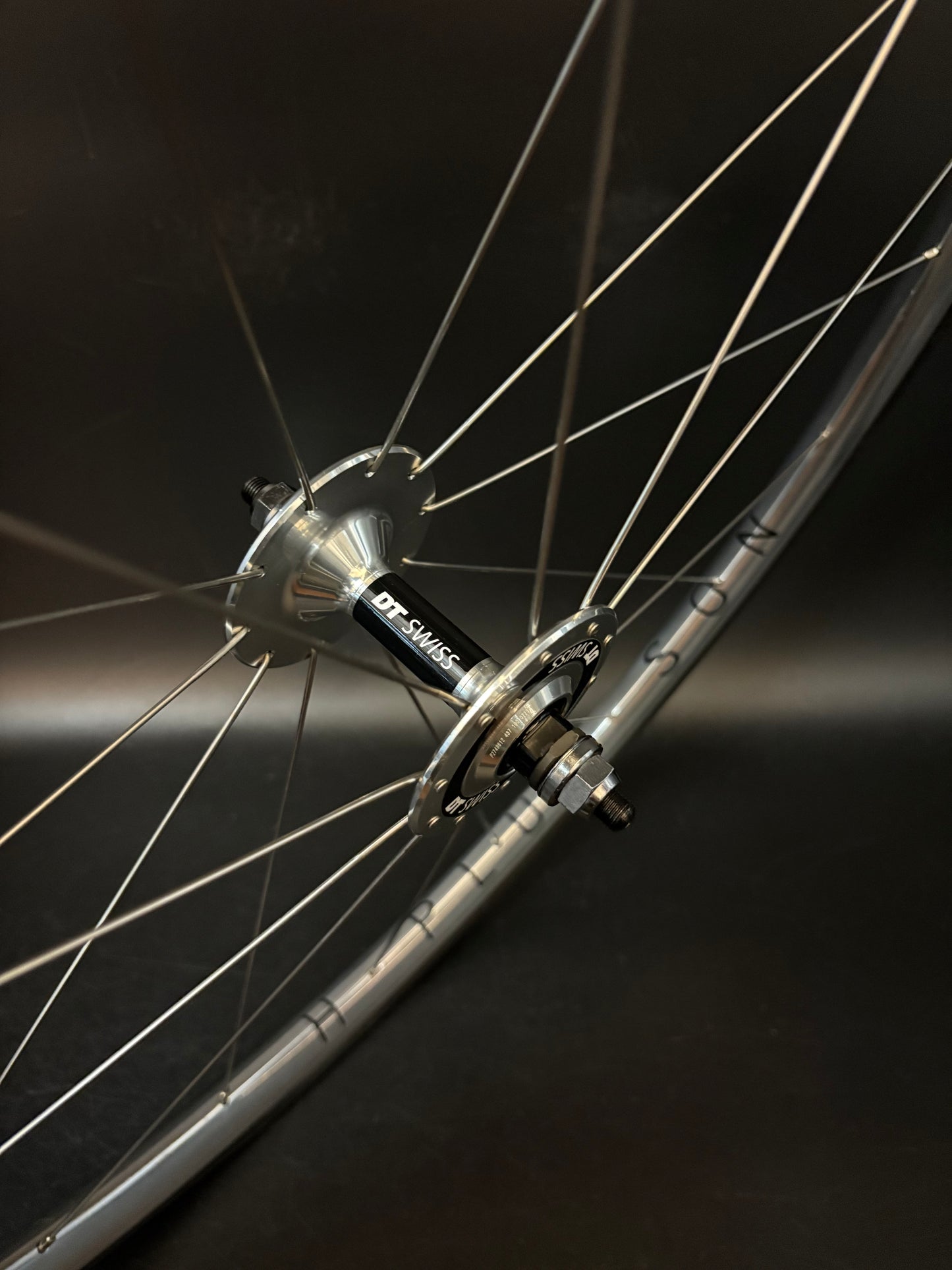 H Plus Son Archetype Silver / DT Swiss Wheelset 20/24h