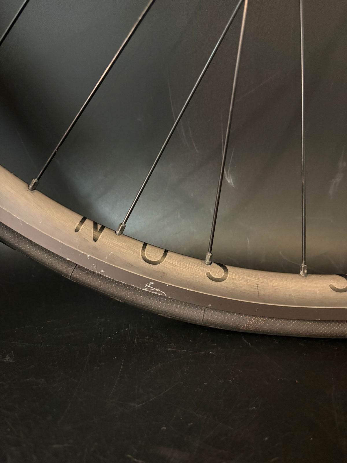 H Plus Son Archetype Grey / Origin 8 Rear Wheel 32h